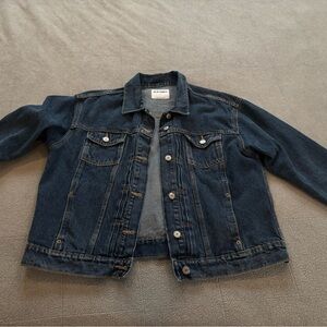 Old Navy Women’s size L Dark Wash Denim Jacket - Classic Button-Up